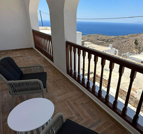 Lygaria house in Folegandros - Moniasma sunset living