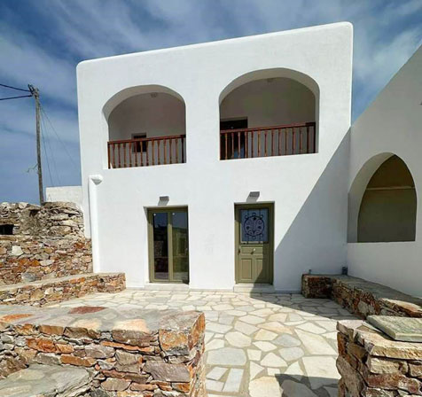 Lygaria house in Folegandros - Moniasma sunset living