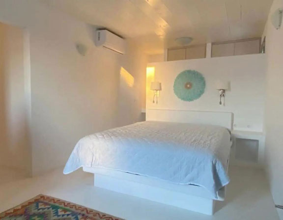 Vrachies house in Folegandros - Moniasma sunset living